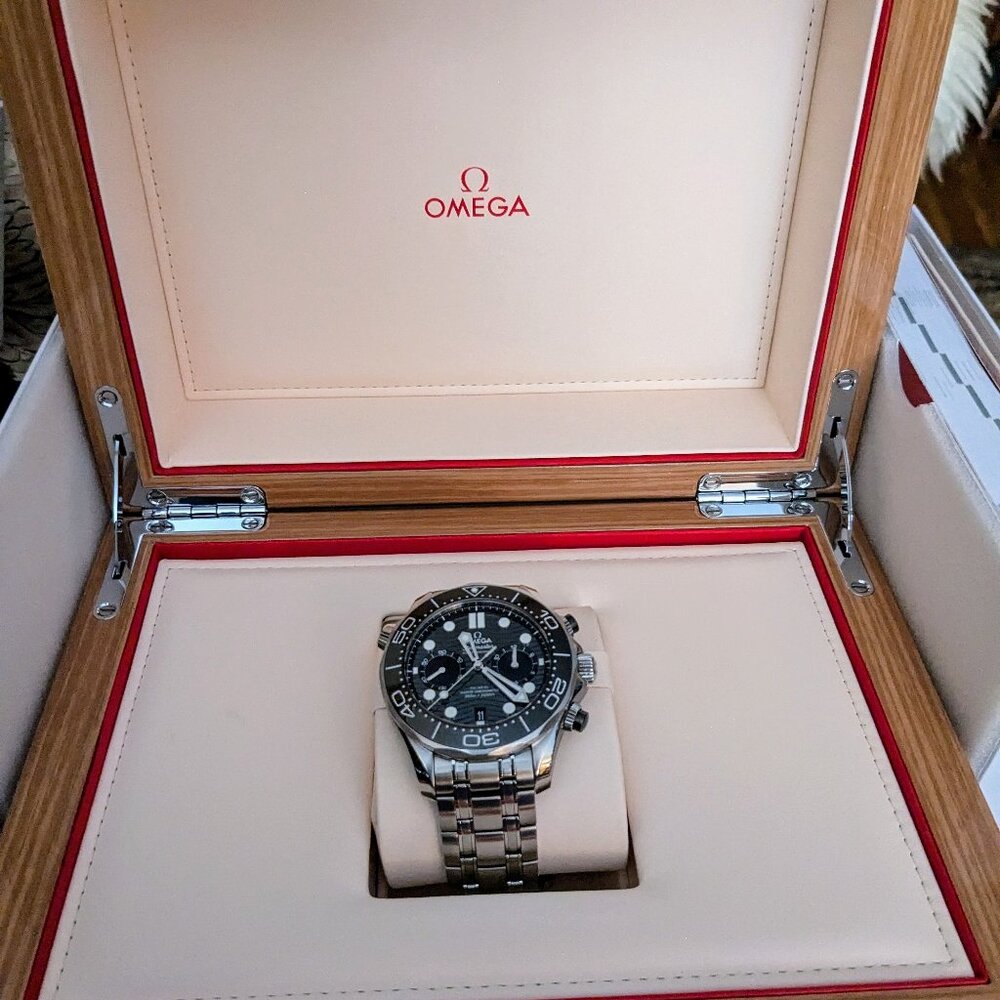 Omega Seamaster 300M Mens Watch. Mint!